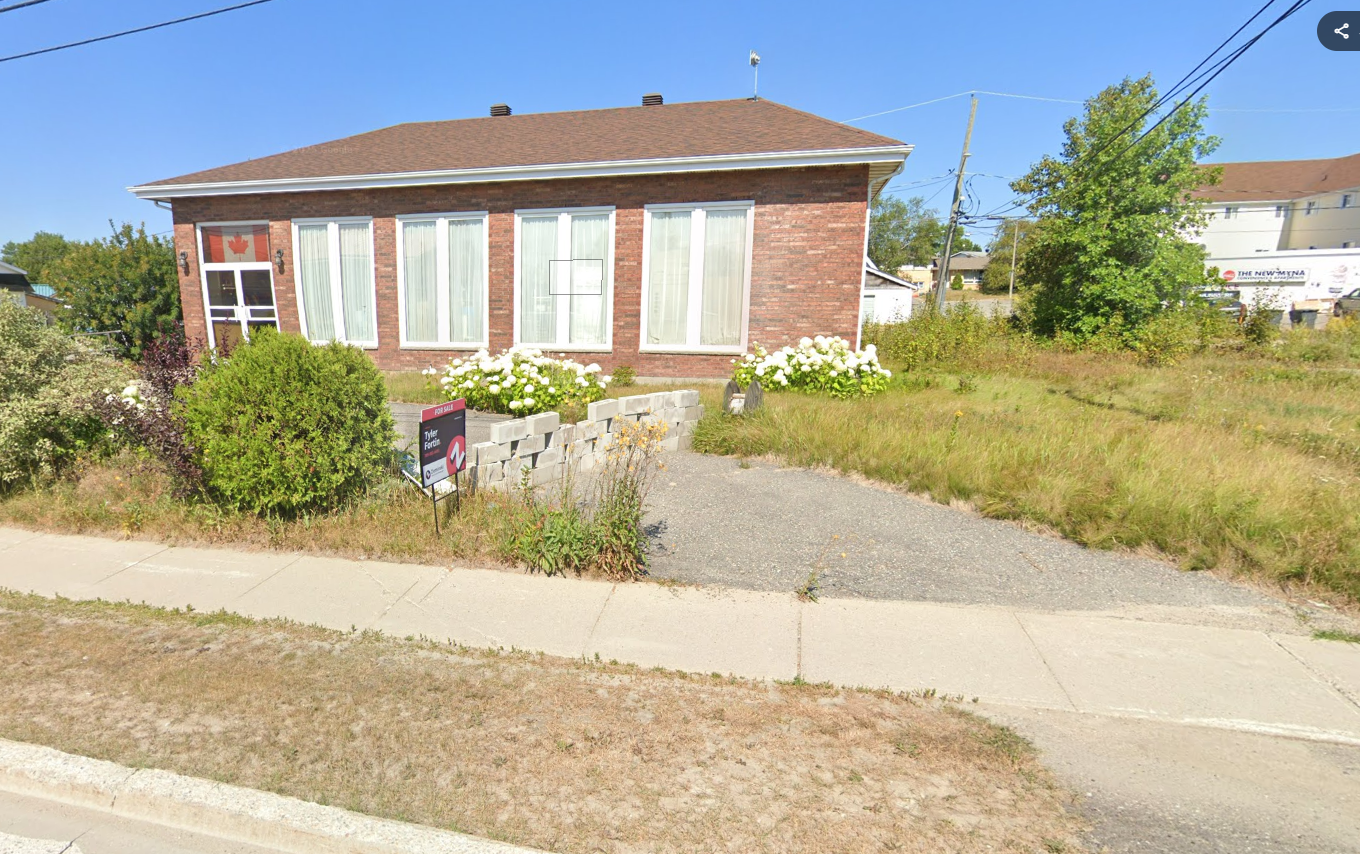 Iroquois Falls property