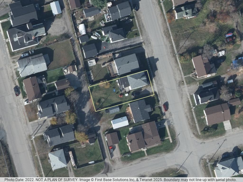 Chapleau property