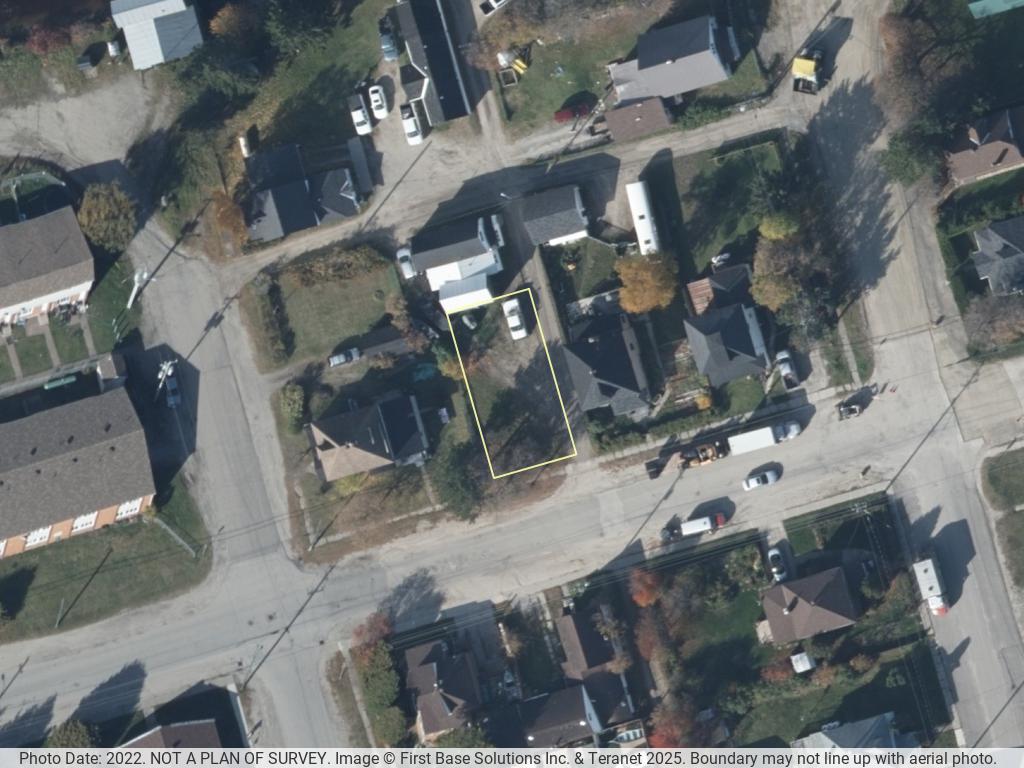 Chapleau property