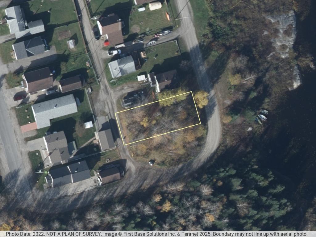 Chapleau property